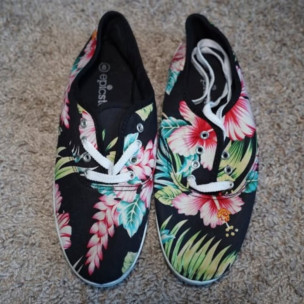 Tropical Floral Sneakers Size 8/9